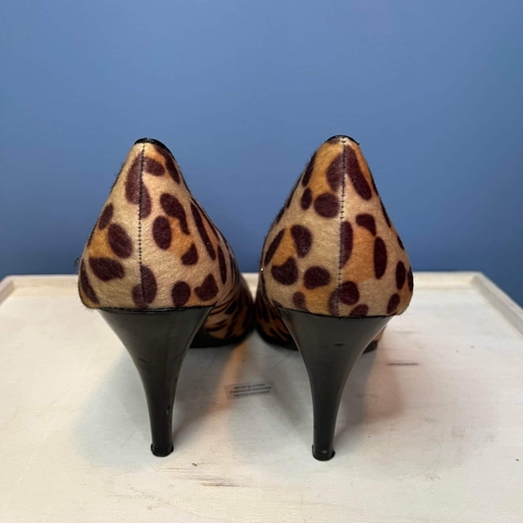 Leopard print pumps - Picture 3 of 3